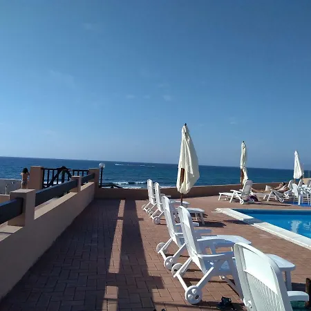 Apartment La Perla Del Mare A14 *